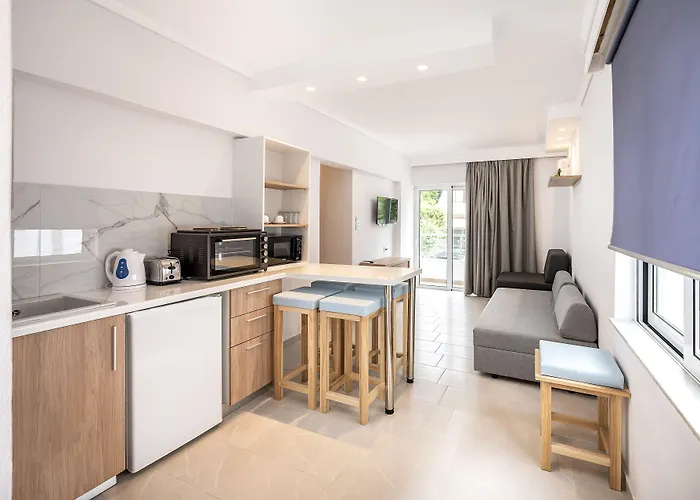 Aparthotel Poseidon 3*