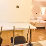Apart Otel Poseidon İstanköy