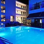 Poseidon Apart Otel