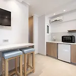 Poseidon Apart Otel