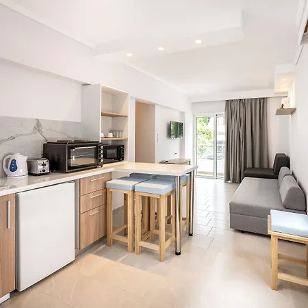 Aparthotel Poseidon 3*